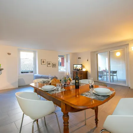 Apartment Antico Municipio - Happy